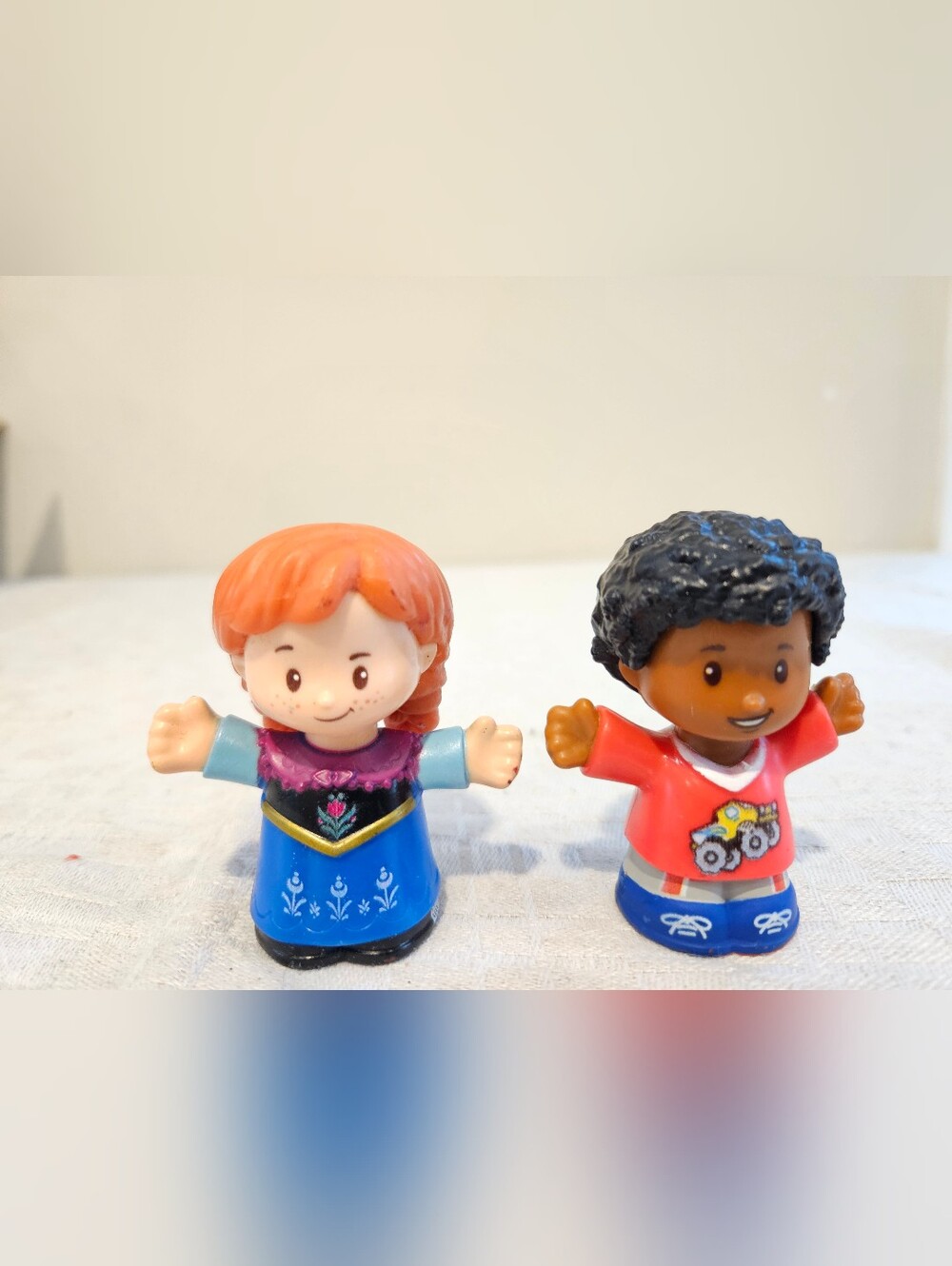 Little People Disney Princess Anna Figure Small Toy Blue Dress Frozen and chris